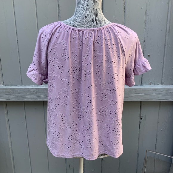 W5 Lavender Blouse Top With Eyelet Knit Fabric - Picture 3 of 4